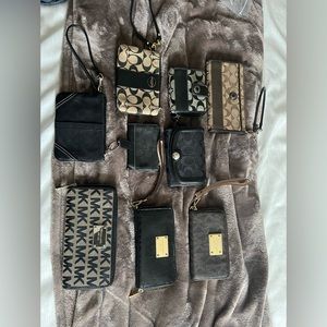 MICHEAL KORS WRISTLETS AND WALLETS